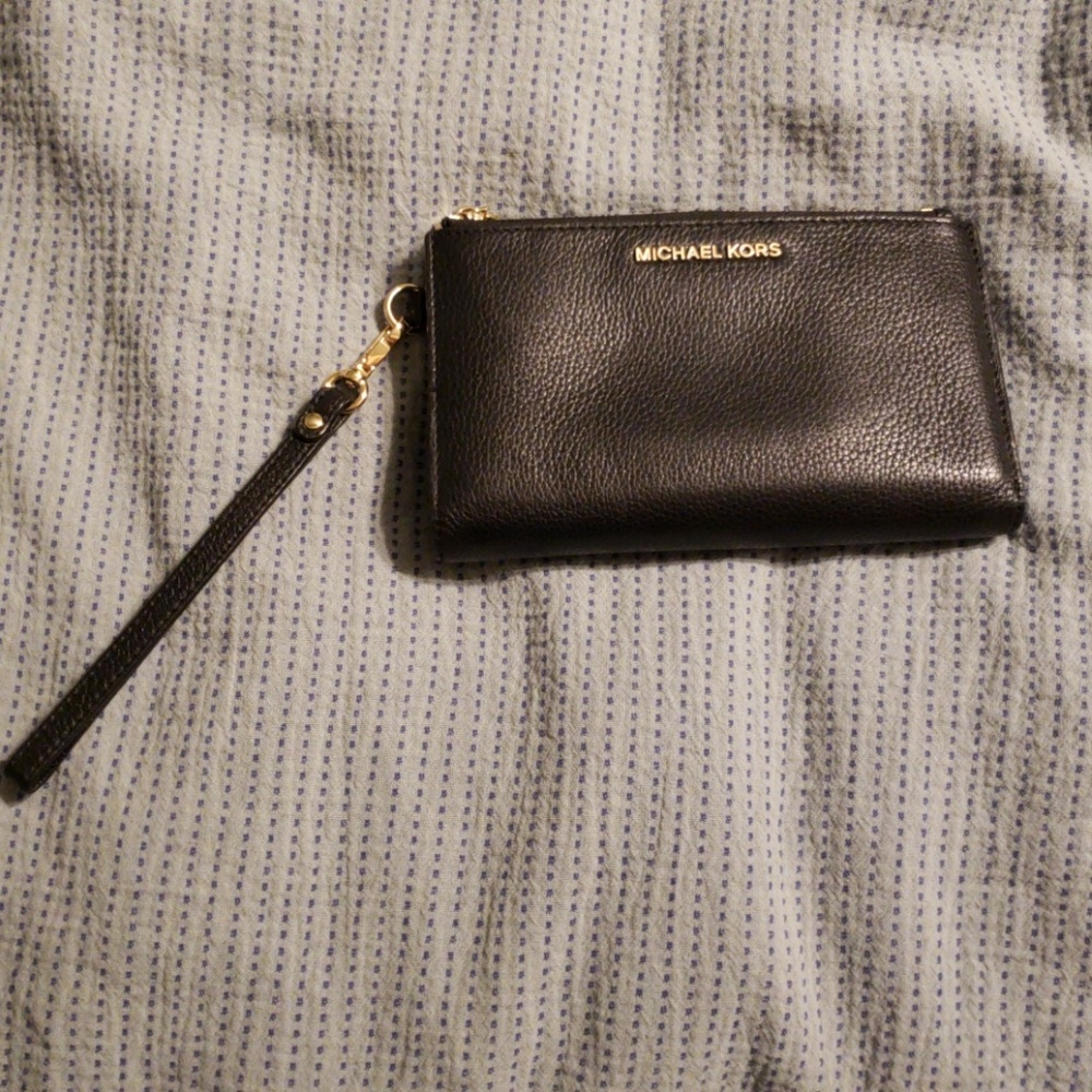 Michael Kors wallet clutch